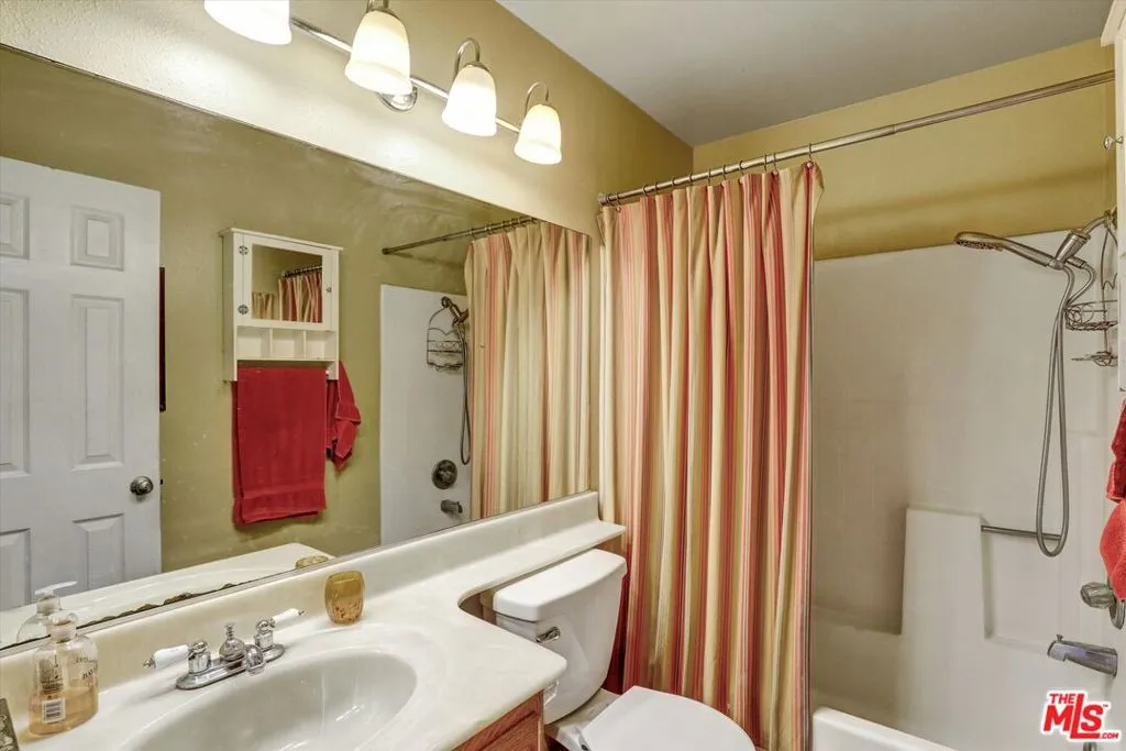 645 Chestnut Avenue 315, Long Beach, California 90802 home-pic-15